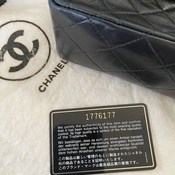 Authentic CHANEL black Double flap lambskin Leather Chain Gold bag 2.55 - Picture 9 of 16